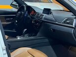 BMW 330-23