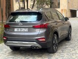 Hyundai Santa Fe-18