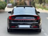 Hyundai Sonata-6