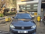 Volkswagen Jetta-1