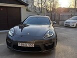 Porsche Panamera GTS-1