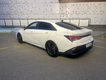 Hyundai Elantra-4