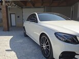 Mercedes E 220 d-3