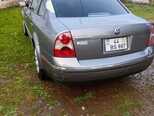 Volkswagen Passat-4