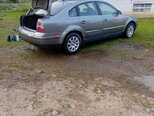 Volkswagen Passat-11