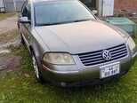 Volkswagen Passat-1