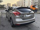 Ford Focus-4