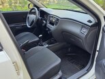 Kia Rio-12