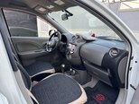 Nissan March-8