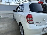 Nissan March-5