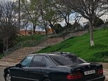 Mercedes E 200-7
