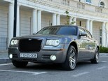 Chrysler 300C-2