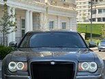 Chrysler 300C-1