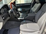 Chrysler 300C-18