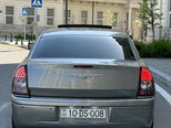 Chrysler 300C-12