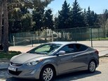 Hyundai Elantra-5