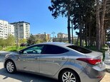 Hyundai Elantra-7