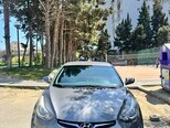 Hyundai Elantra-1