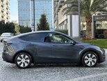 Tesla Model Y-7