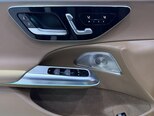 Mercedes E 300 e 4MATIC-16