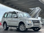 Mitsubishi Pajero-5
