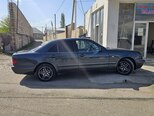 Mercedes E 240-3