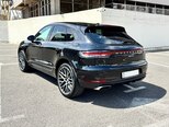 Porsche Macan-4