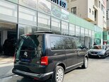 Volkswagen Multivan-5
