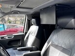 Volkswagen Multivan-11