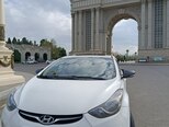 Hyundai Elantra-1
