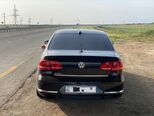 Volkswagen Passat-2