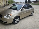 Hyundai Accent-2