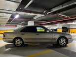 Mercedes E 240-5