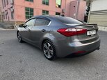 Kia Cerato-5