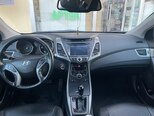 Hyundai Elantra-5