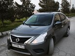 Nissan Versa-3