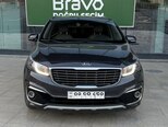 Kia Carnival-1