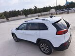 Jeep Cherokee-2