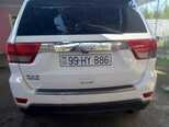 Jeep Grand Cherokee-3
