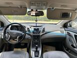 Hyundai Elantra-3