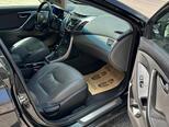Hyundai Elantra-13