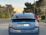 Toyota Prius-5