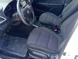 Hyundai Accent-9