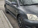 Toyota Avensis-9