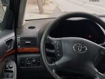 Toyota Avensis-10