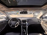 Hyundai Sonata-11
