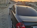Mercedes E 240-4