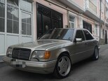 Mercedes E 280-1