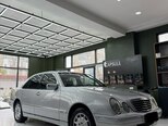Mercedes E 220-7