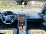 Mercedes E 280 4MATIC-5